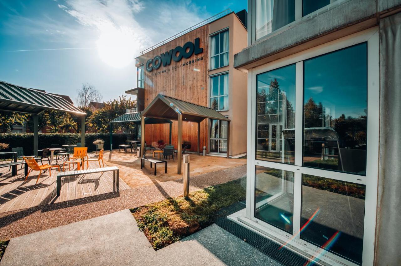 Cowool Cergy Aparthotel Exterior photo